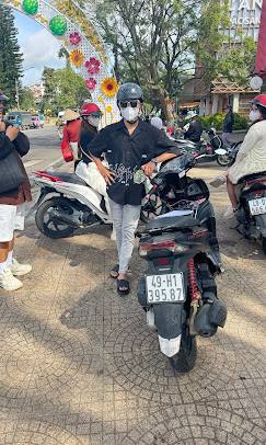 Motorbike rental Da Lat — Van Phu 7