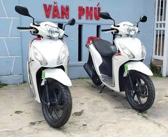Honda Vision 110cc — Noleggio scooter Da Lat — Van Phu