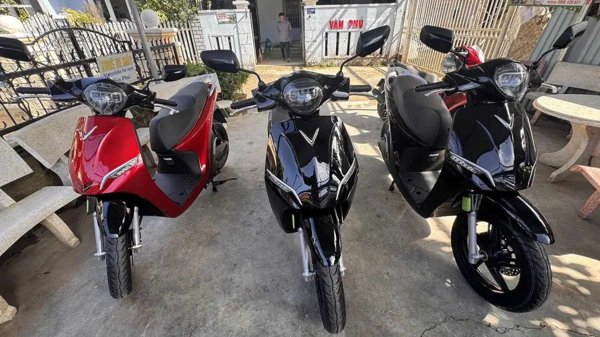 Electric Scooter Rental in Da Lat for Foreigners: Quiet, Easy and Simple